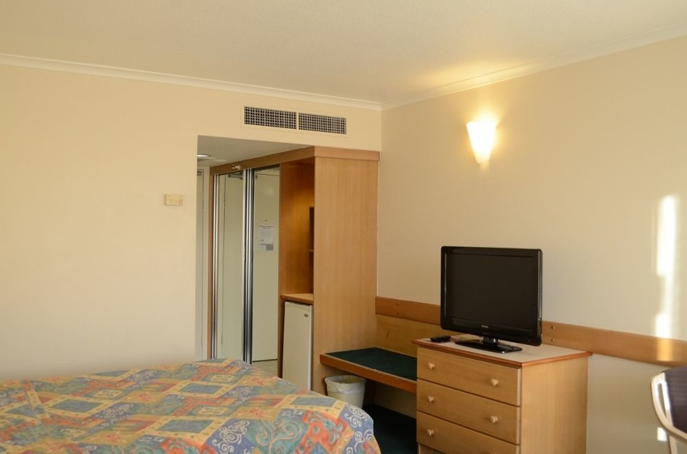 Acacia Court Hotel Кернс Екстериор снимка