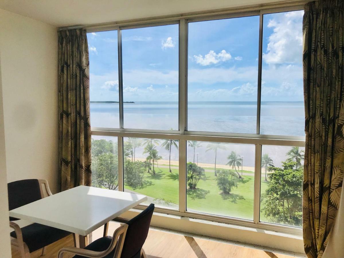 Acacia Court Hotel Кернс Екстериор снимка